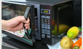 LÒ VI SÓNG KHÔNG NÓNG VÀ CÁCH KHẮC PHỤC